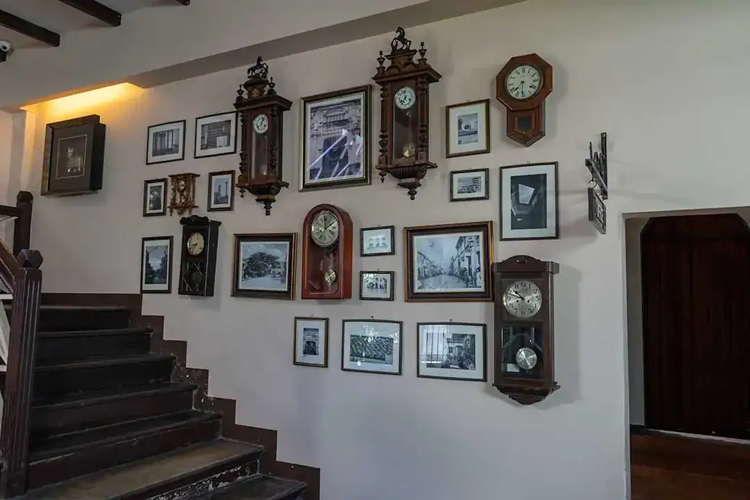 memory-on-on-hotel-history-display